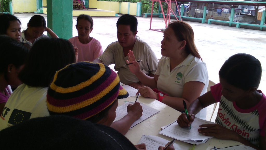 A post-distribution monitoring survey in session. ACCORD ensures that communities are actively involved in the evaluation of and improvement of implemented programs, thereby empowering them to demand better governance from their leaders.