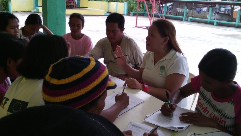 A post-distribution monitoring survey in session. ACCORD ensures that communities are actively involved in the evaluation of and improvement of implemented programs, thereby empowering them to demand better governance from their leaders.